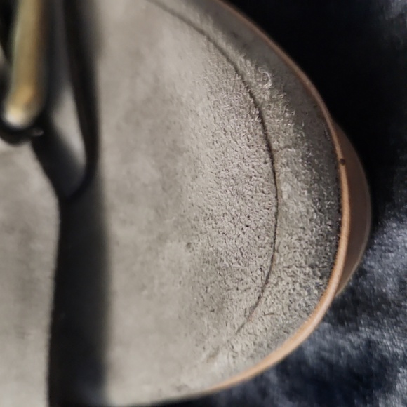 CLEARANCE SALE! Steller McCartney Suede Heels - Picture 14 of 14